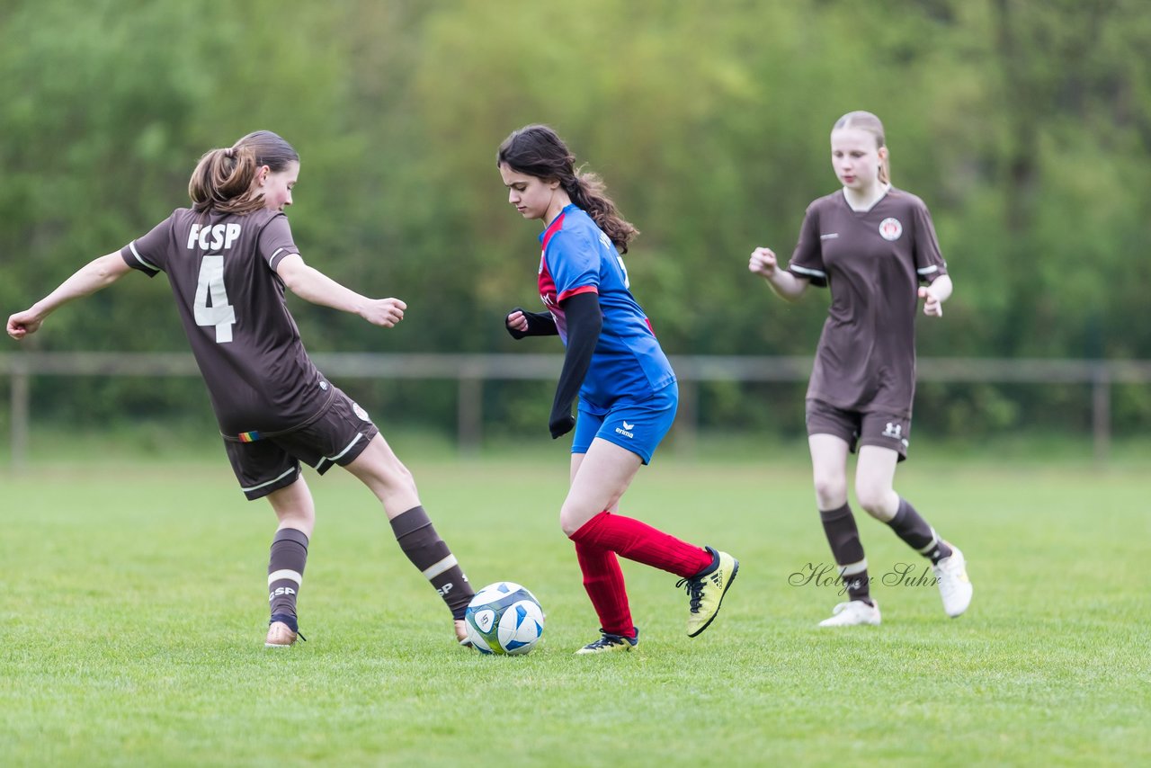 Bild 106 - wCJ VfL Pinneberg3 - St.Pauli : Ergebnis: 2:1